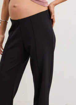 The Seamed Stretch Straight-Leg Work Pant