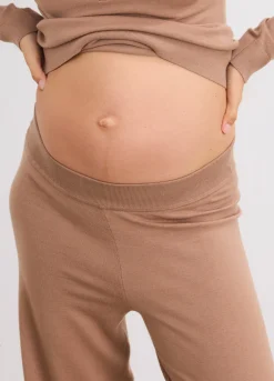 The Softsculpt Knit Crop Pant