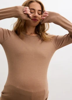The Softsculpt Knit Long Sleeve Tee