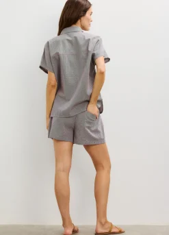 The Willa Short